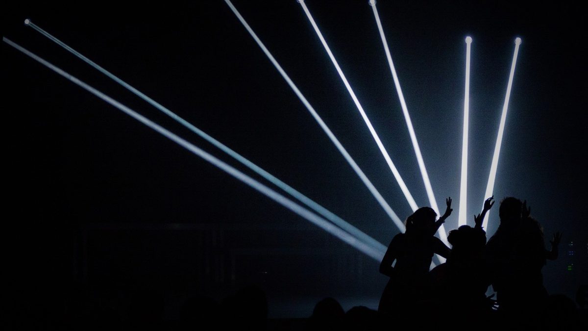 Strobe lights with people dancing